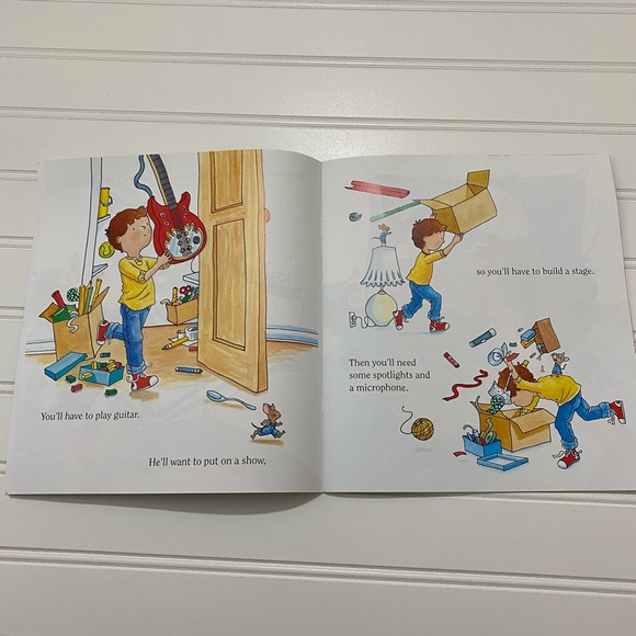 SALE❤️ Book Bundle If You Give A Mouse A Brownie & Scooby Doo - Paperback - Picture 7 of 12